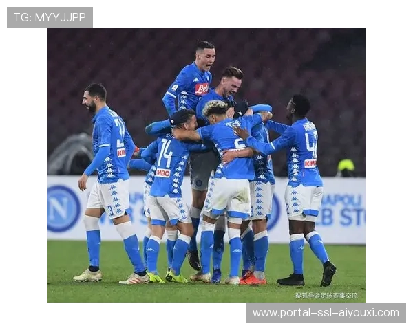 诺丁汉森林与那不勒斯就卢卡转会展开谈判,租借费100万欧 诺丁汉森林与那不勒斯就卢卡转会展开谈判,租借费100万欧