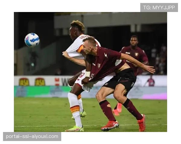 萨勒尼塔纳保级关键战前紧急换帅,新帅首训强调防守纪律与定位球。